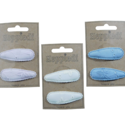 23124 Klik klak 5 cm. broderie wit, l.blauw + lila - 3x2