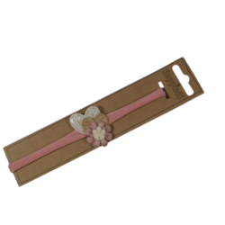 26533 Babyhaarband smal hartjes met bloem oud roze
